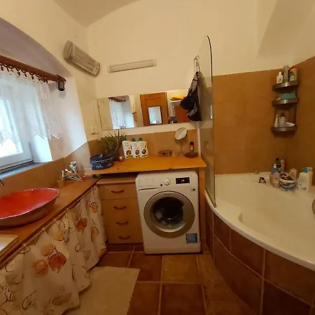 In Markousovice Lägenhet